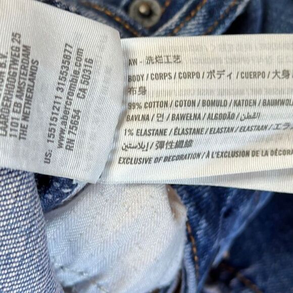 Abercrombie & Fitch High Rise Mom Jean - Picture 7 of 7